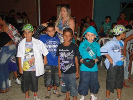 Dança de rua: Artistas mirins da cidade de Curral Novo-PI