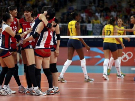 Seleção feminina leva surra da Coreia do Sul e se complica 